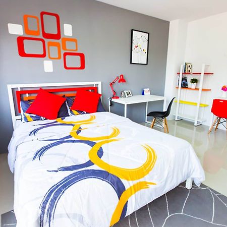 Room 9 Residence (Adults Only) Pluak Daeng Exteriér fotografie