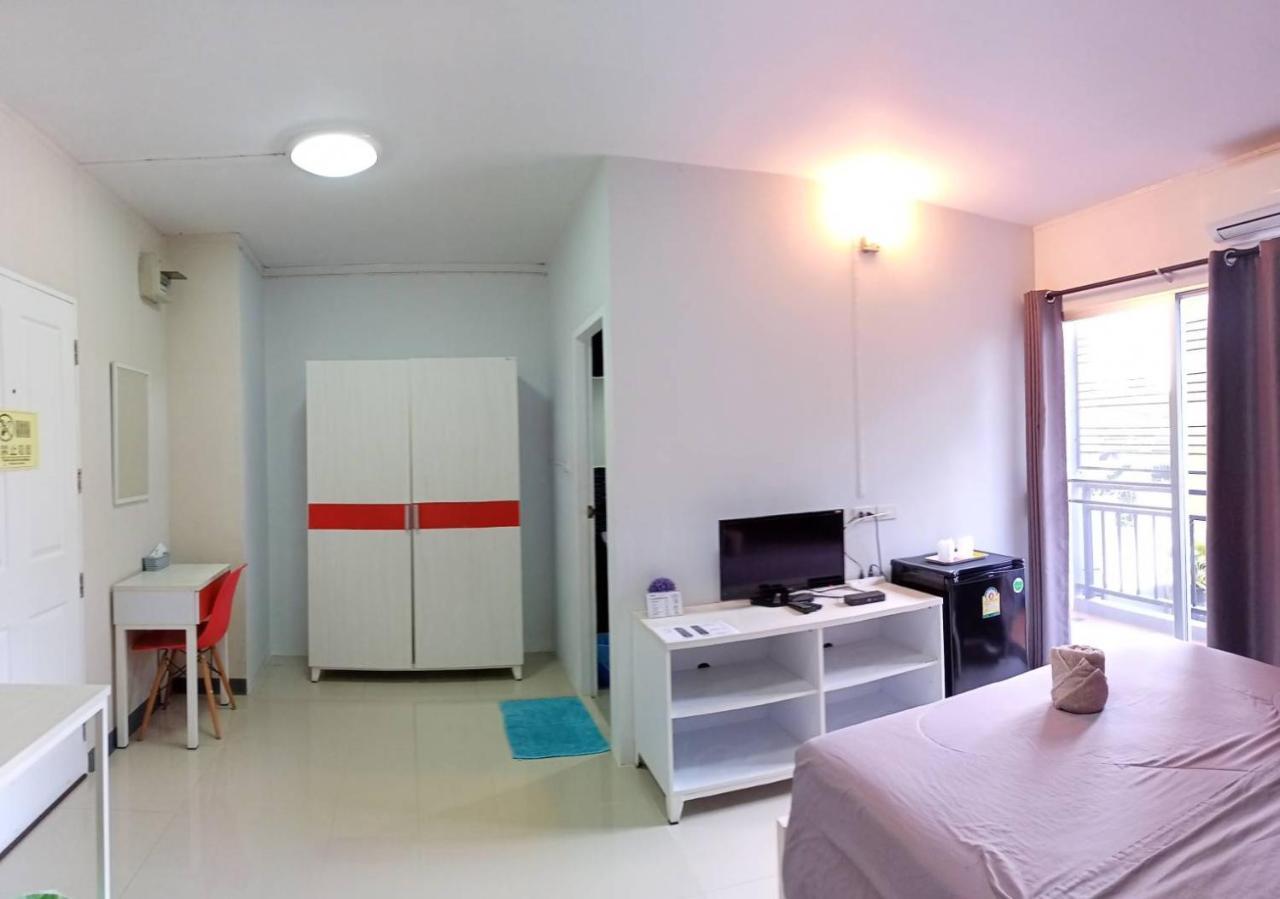 Room 9 Residence (Adults Only) Pluak Daeng Exteriér fotografie