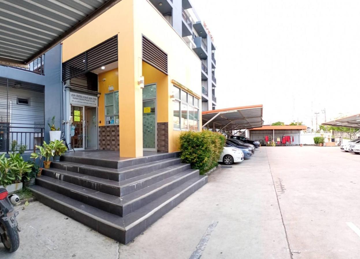 Room 9 Residence (Adults Only) Pluak Daeng Exteriér fotografie