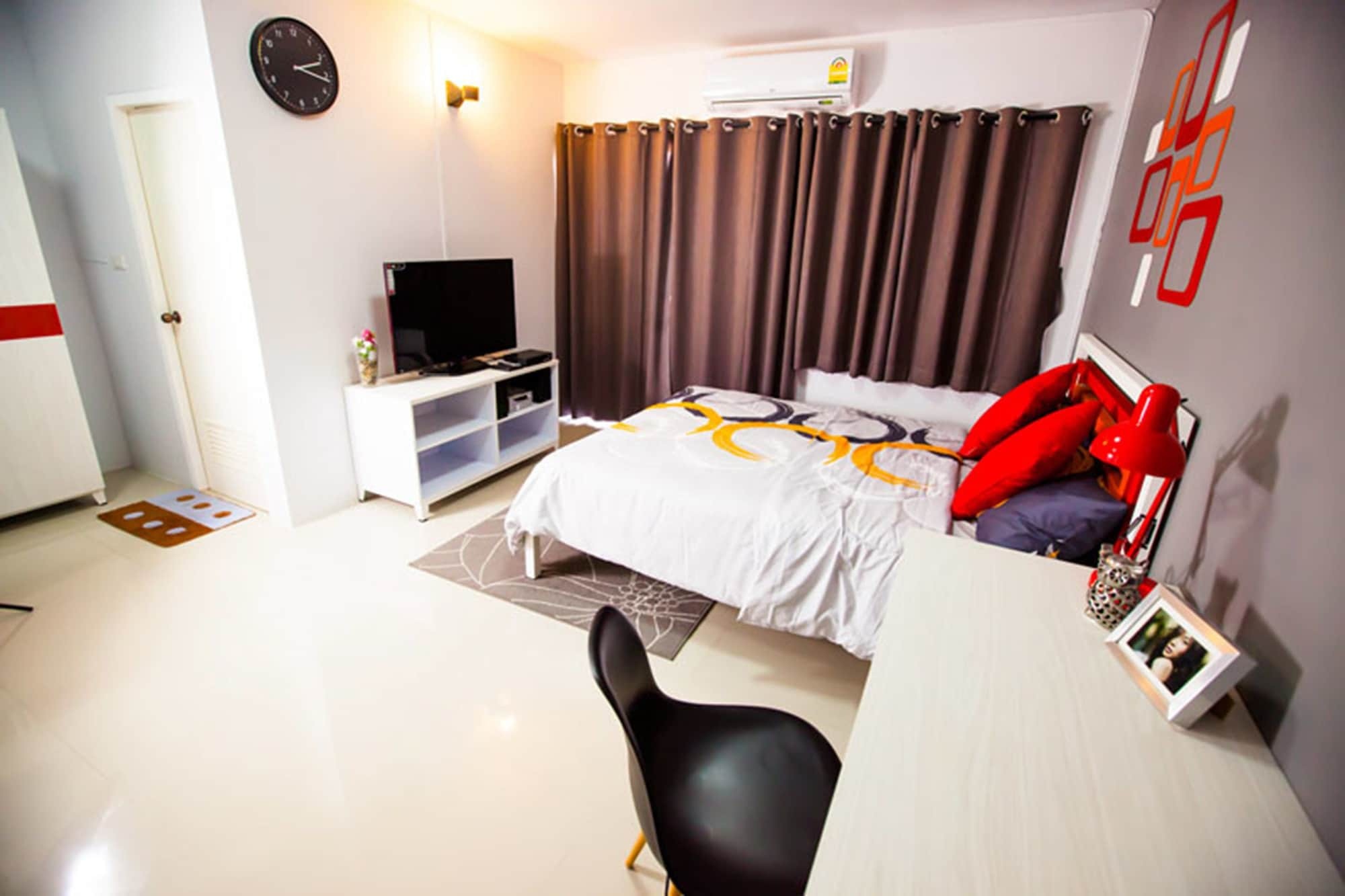 Room 9 Residence (Adults Only) Pluak Daeng Exteriér fotografie